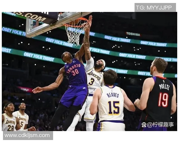 201213赛季猛龙与湖人激战回顾：经典对决与球星表现的精彩瞬间