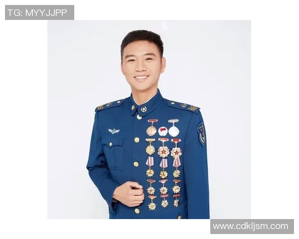 张庆鹏的篮球之路:从青涩少年到职业球员的奋斗与荣耀 张庆鹏的篮球之路:从青涩少年到职业球员的奋斗与荣耀