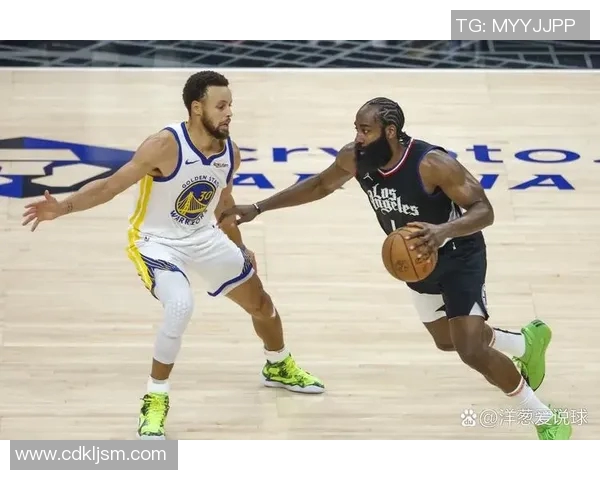 2017年勇士与快船精彩对决录像回顾全场高光时刻与精彩瞬间分析 2017年勇士与快船精彩对决录像回顾全场高光时刻与精彩瞬间分析