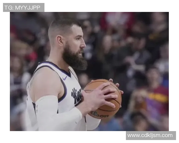 约纳斯瓦兰丘纳斯的篮球生涯与成长历程探秘