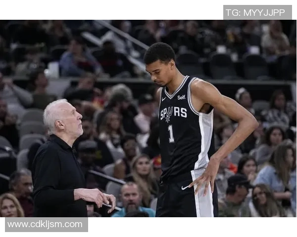 2018至2019赛季马刺与活塞精彩对决回顾与分析