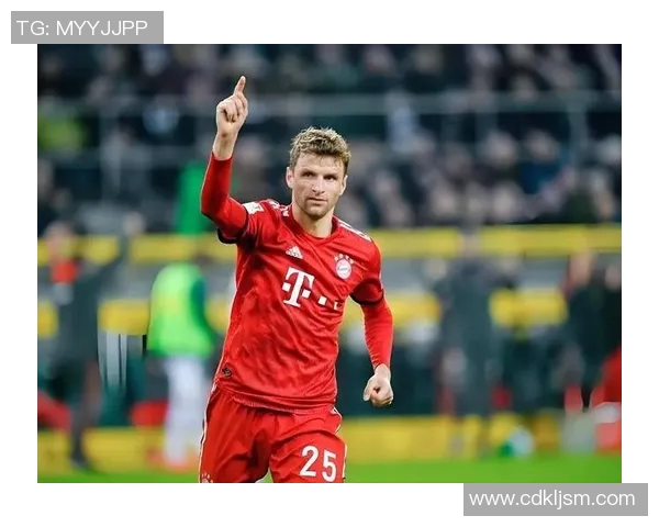 利沃夫斯基追赶穆勒,争夺射手榜头名的激烈竞争! 利沃夫斯基追赶穆勒,争夺射手榜头名的激烈竞争!