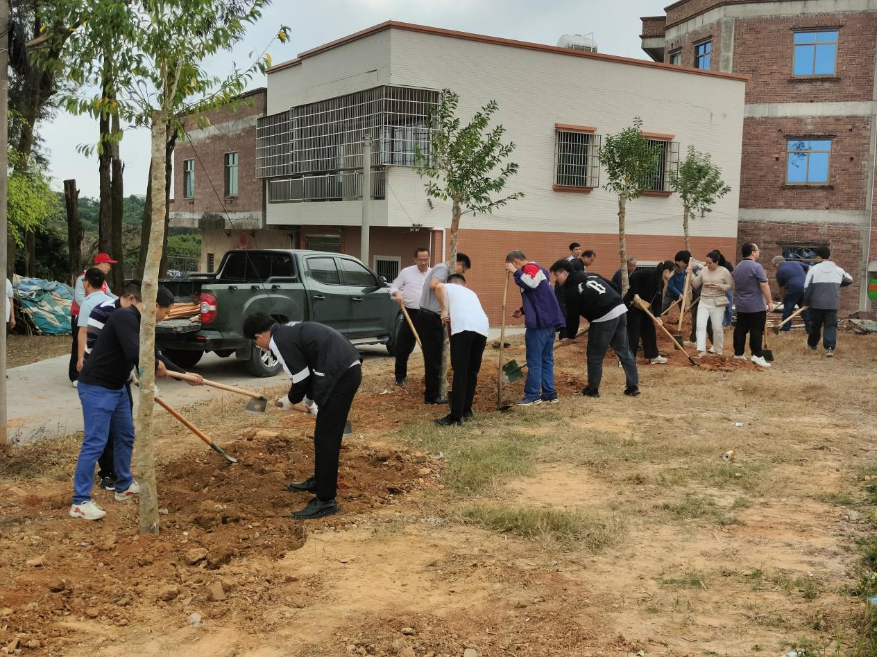 广东一县多米体育城坚持义务植树十年背后藏着什么“法宝”？(图2)